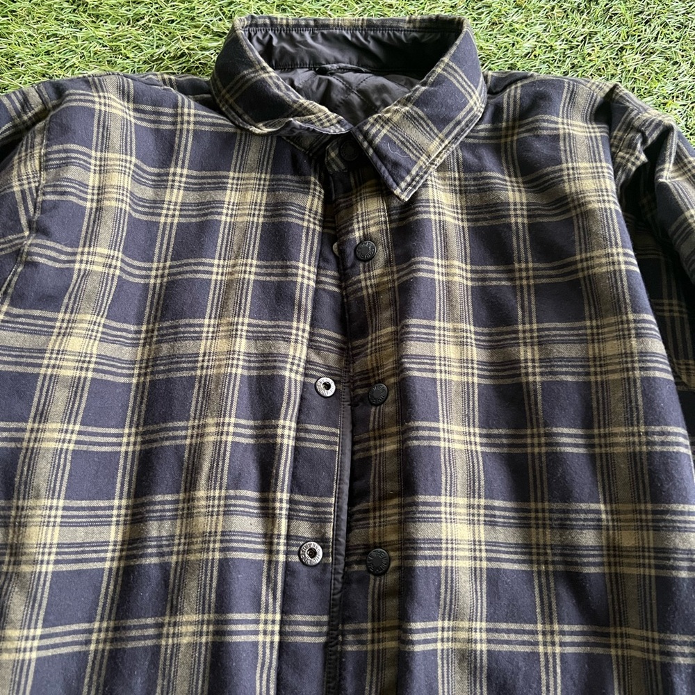 The North Face Men's Afterburner
Insulated Flannel reversible
